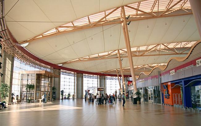 Еще одна группа украинских туристов вернется из Египта во второй половине дня, - МИД