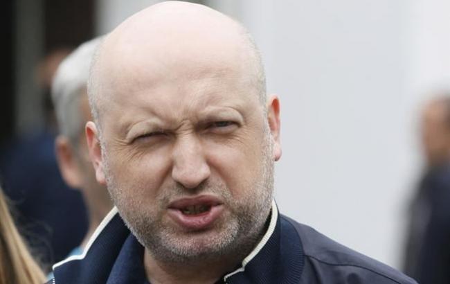 Турчинов считает, что боевые действия на востоке Украины могут возобновиться в любой момент