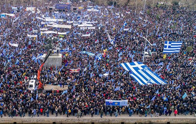 В Афинах на протест против названия "Македония" вышли 1,5 млн человек