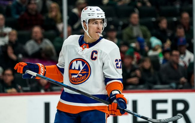 Вінгер "Айлендерс" із дублем став головною зіркою вечора НХЛ: відео