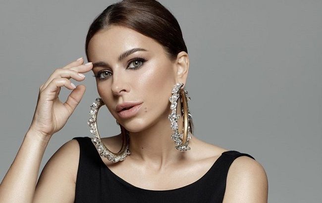 "Пантера": Ані Лорак засліпила шикарним образом у вечірній сукні