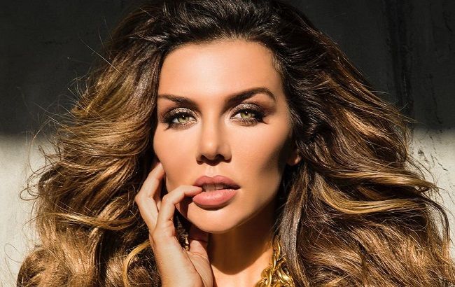 Как развить в себе женственность: советы известной певицы