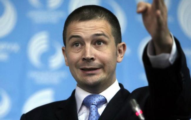 Апелляционный суд отменил круглосуточный домашний арест для экс-главы Госавиаслужбы