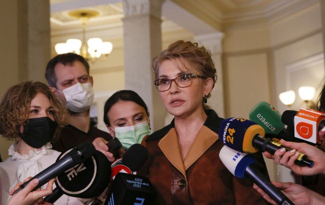 Тимошенко: "Батькивщина" продолжит борьбу за украинскую землю