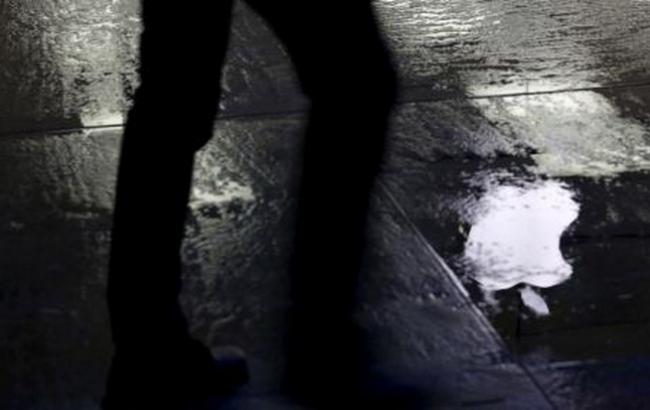 Apple прогнозирует первое за 13 лет падение доходов