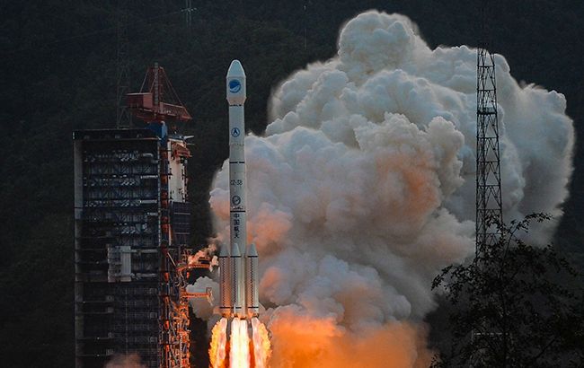 Китай запустил в космос два навигационных спутника