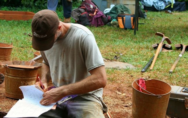 Під Сумами виявили стародавню рідкісну прикрасу: подробиці і фото