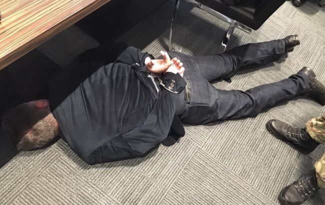 СБУ задержала на крупной взятке мэра Вышгорода