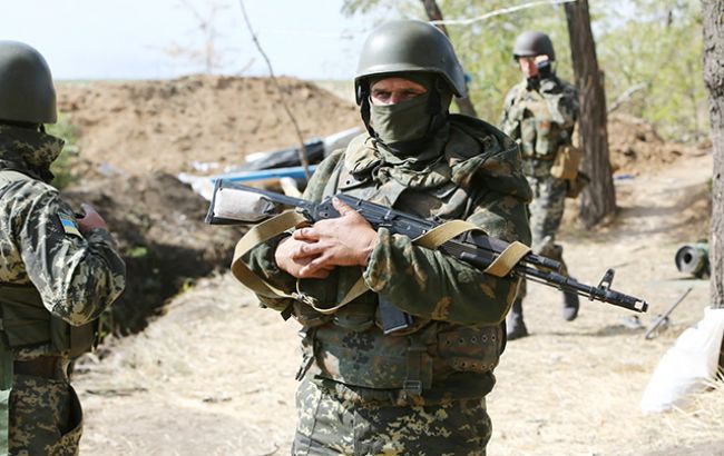 В зоне АТО за сутки ранены 2 украинских военных, погибших нет