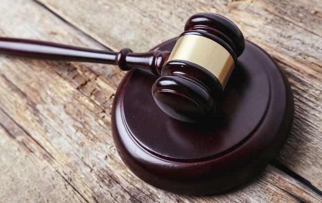 В Киеве на аукцион выставили необычные часы 1800 года за 450 тысяч (фото)