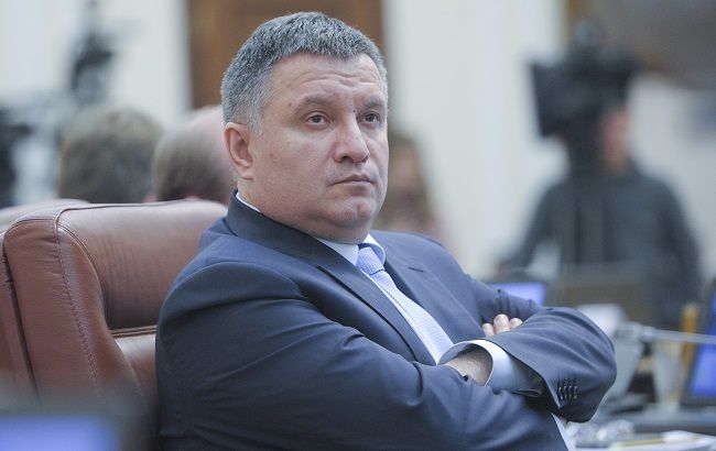 В АП рассматривают возможность сменить Авакова на Турчинова на посту главы МВД