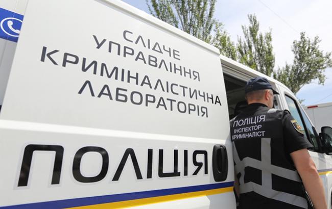 У центрі Києва стався вибух в автомобілі, є постраждалий