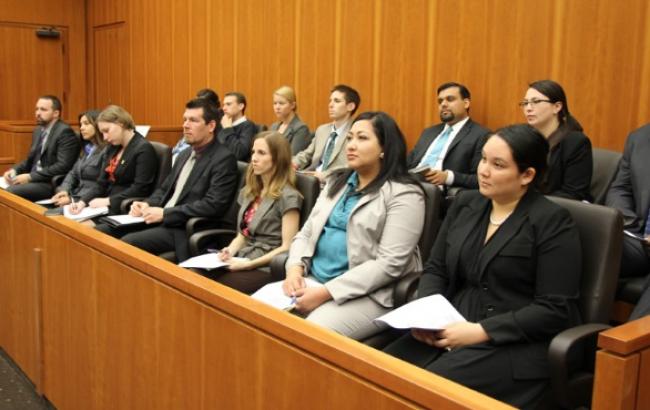 Коаліція обіцяє забезпечити запровадження судів присяжних з розгляду кримінальних справ