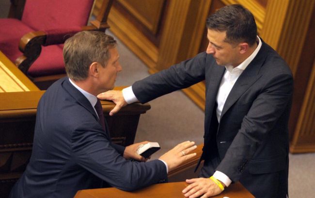 Шахов пропонує Зеленському допомогу в організації представництва переселенців у Мінському процесі