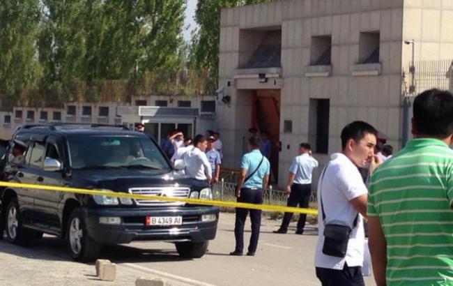 В Киргизии возле посольства Китая прогремел взрыв