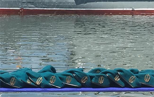 Порошенко: 34 морских пехотинца отдали свою жизнь за Украину