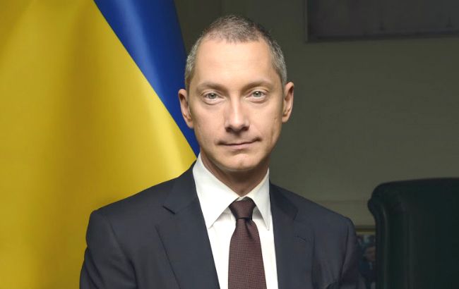 Новини України за 29 серпня: відставка Ложкіна і слухання за позовами Коломойського до РФ