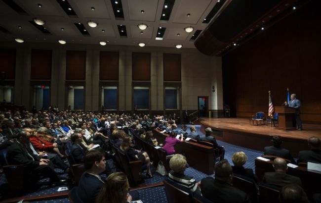 Burisma стала партнером форуму в Капітолії, на якому виступив Порошенко