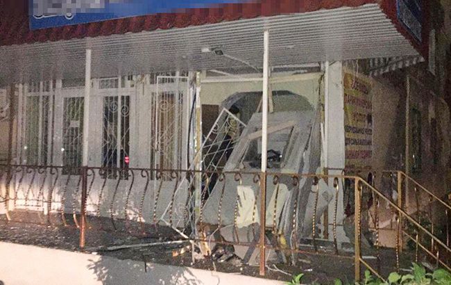 В Николаеве задержали банду, подорвавшую здание салона красоты