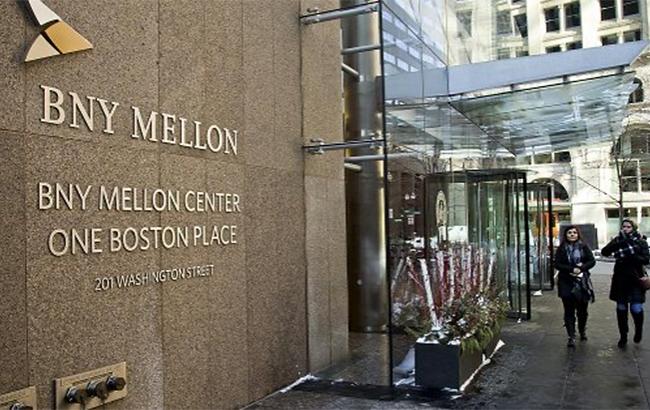 Американский банк заморозил 22 млрд долларов активов Казахстана