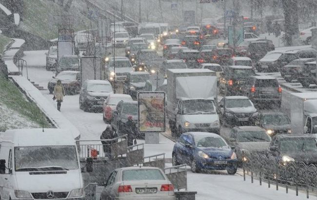 Затори у Києві досягли 7 балів