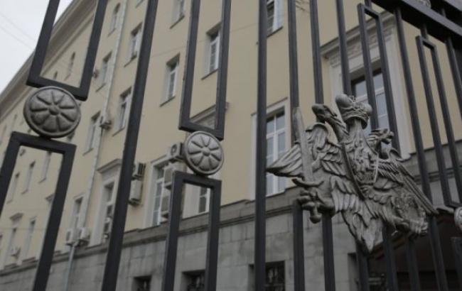 Міноборони РФ пообіцяло забезпечити сім'ї "загиблих біля кордонів України" солдат