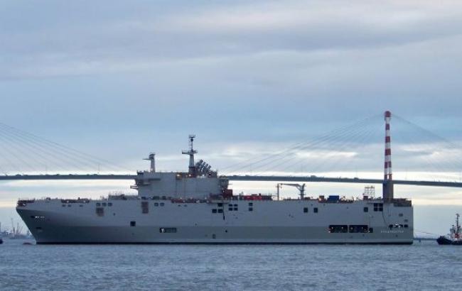 Олланд отложил поставку первого "Мистраля" России из-за ситуации в Украине