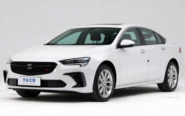 Седан Opel Insignia під американським брендом суттєво оновили: характеристики та ціни