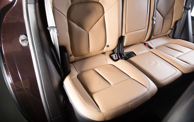 Ці речі в жодному разі не можна залишати на кріслі в авто