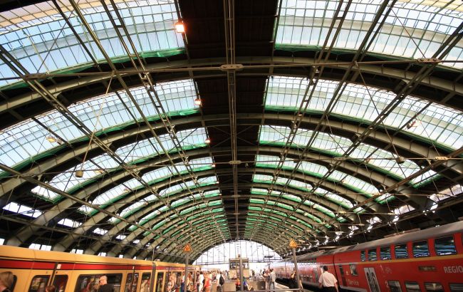 Не тільки Німеччина. У які країни можна їздити з проїзним за 49 євро