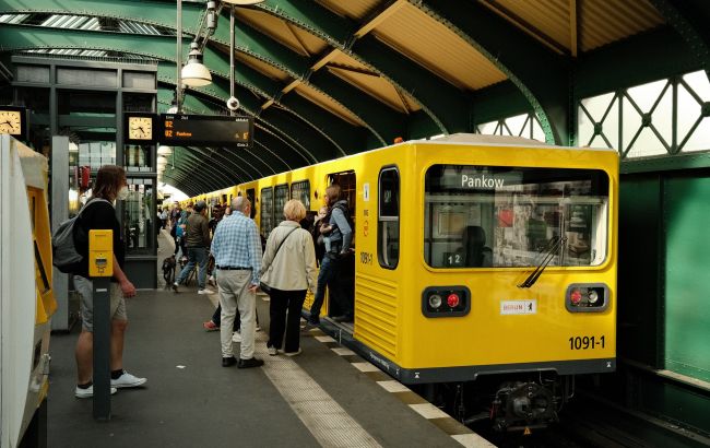 Нова дата. У Німеччині повідомили про запуск проїзного за 49 євро