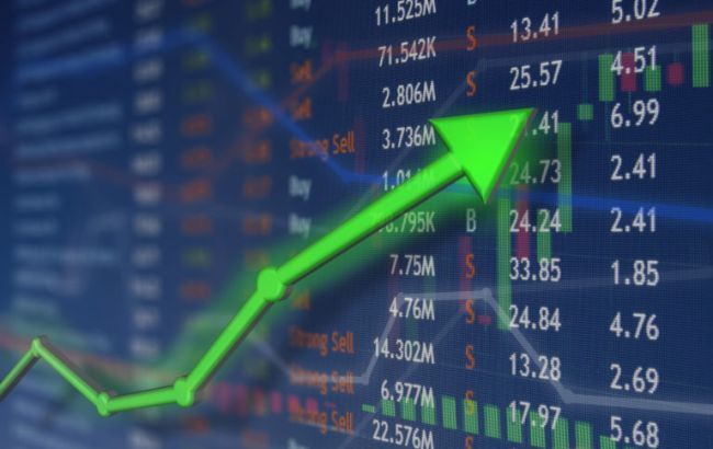 Американские биржи растут в надежде на пакет экономической помощи