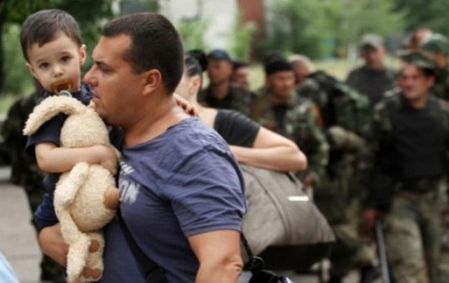 Кількість переселенців із зони АТО перевищила 800 тис. осіб - ДСНС