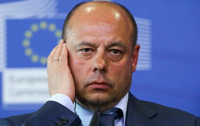 Продан поручил провести переговоры с РФ по импорту электроэнергии