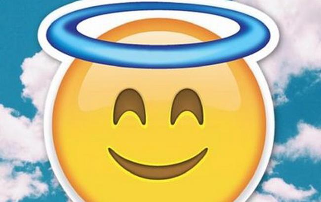 Микроблогер перевел Библию на&nbsp;язык эмодзи