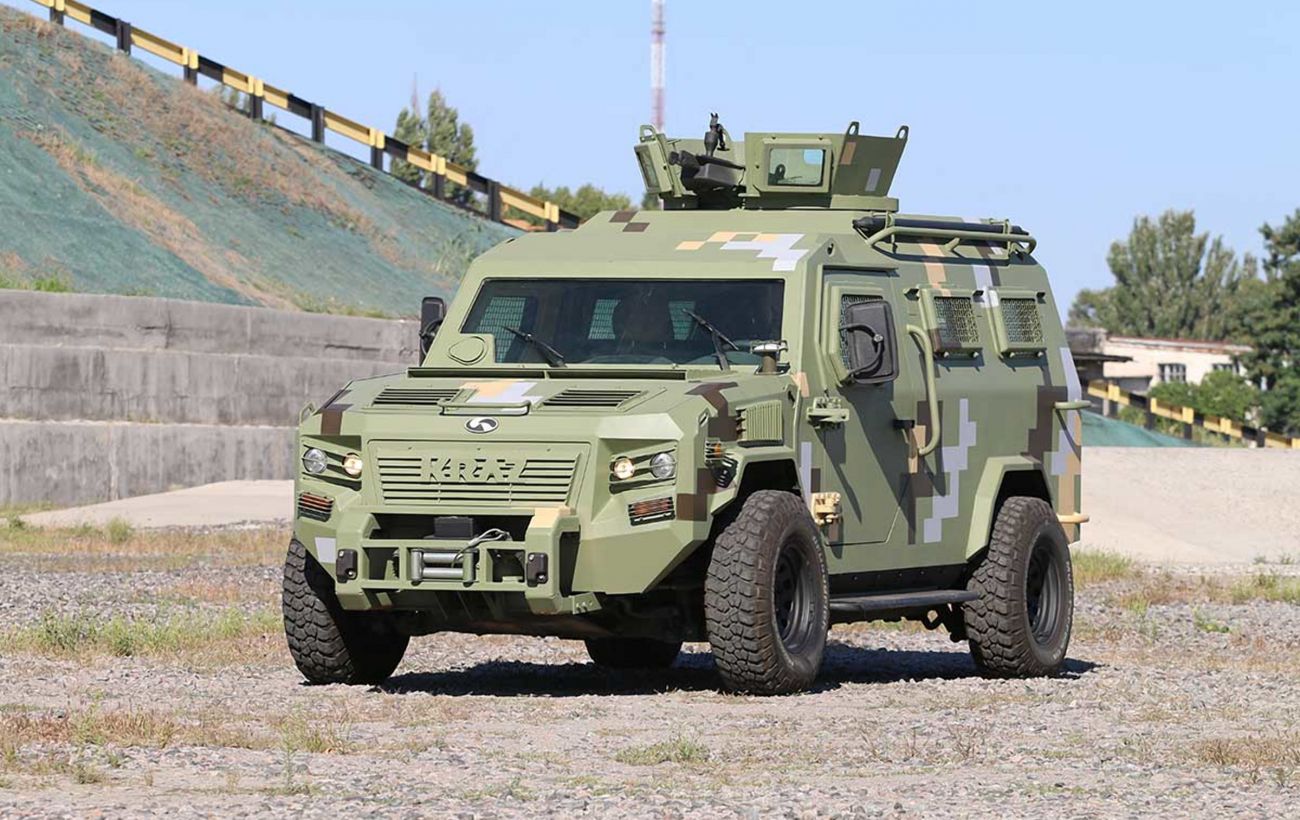 ВСУ закупила броневики КрАЗ "Кугуар", а "Эталон" обещает новый автобус. Главное из мира авто