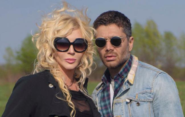 Білик з п'ятим чоловіком