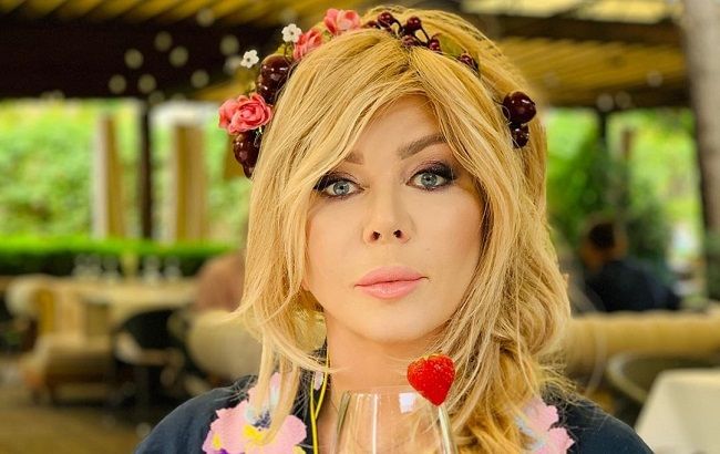 "Жар-птиця": Ірина Білик підкорила яскравим вбранням і розкрила свої почуття до знаменитої жінки