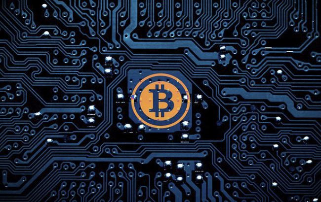 Bitcoin стартовал с падения впервые с 2015 года