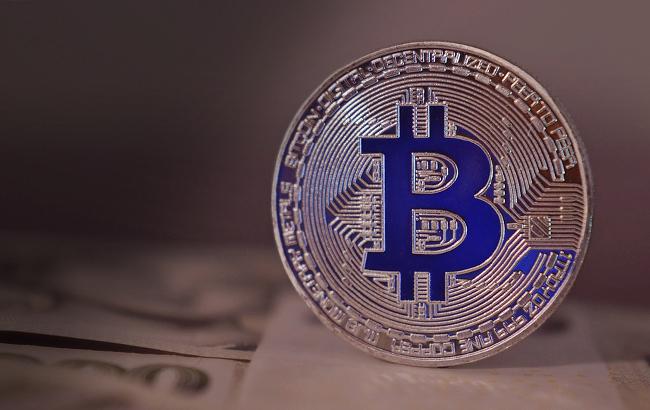 Курс биткоина превысил 11 тысяч долларов за монету