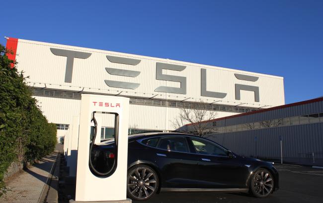 Tesla Motors увеличила убыток на 70% в I полугодии 2016