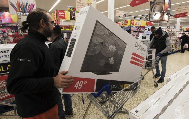 Обыск в квартире директора "Триолана" связали с делом о краденных телевизорах