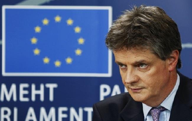 Британський єврокомісар Джонатан Хілл йде у відставку