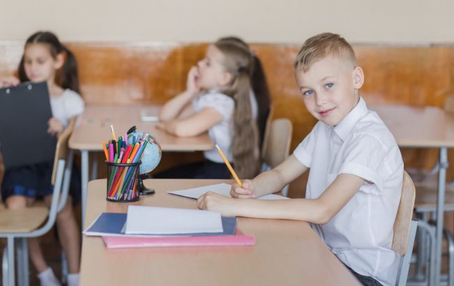 У скільки зараз обійдеться зібрати дитину у школу: огляд цін