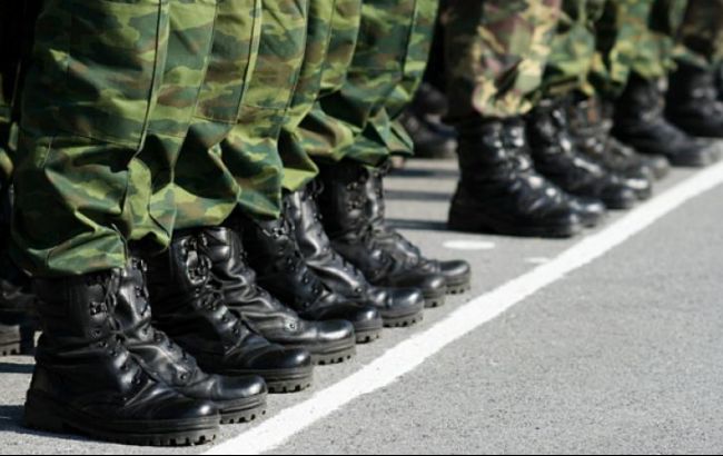 В Киеве на срочную службу призовут 570 человек