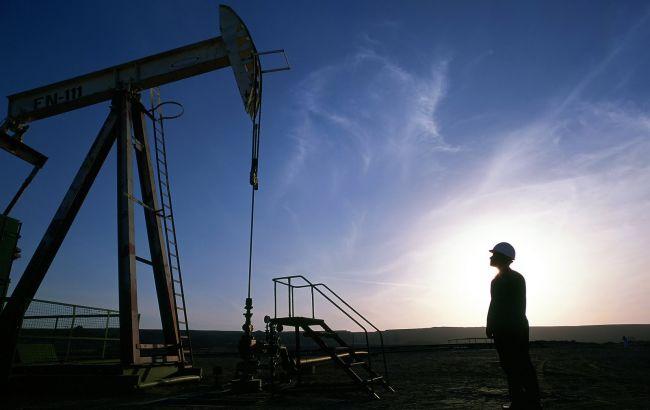 Ціна нафти Brent перевищила 56 доларів за барель