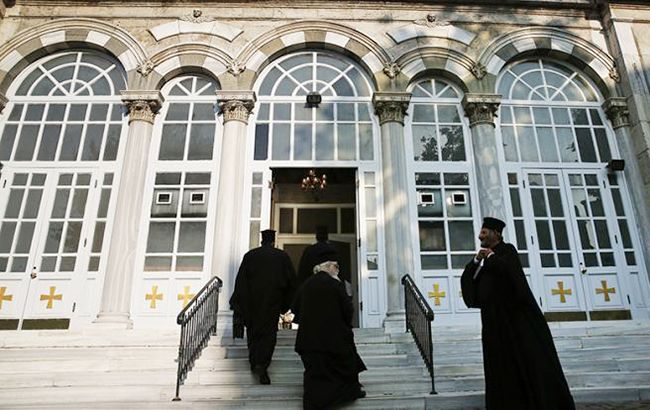 У Стамбулі обговорюють питання автокефалії української церкви