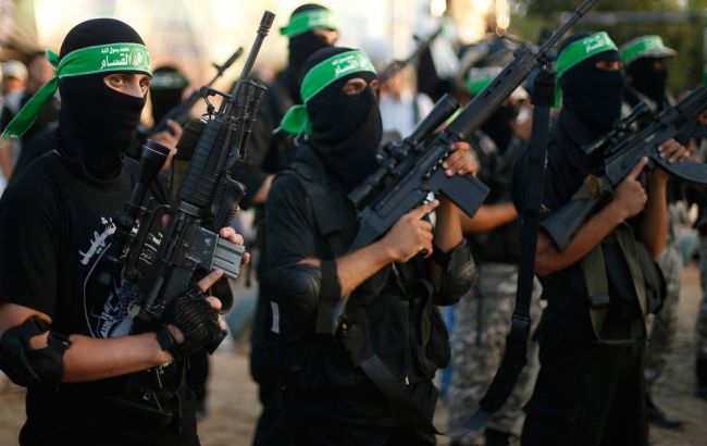 Боевики ИГИЛ в районе Мосула подожгли 19 нефтяных скважин