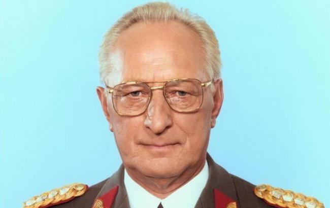 В Германии умер бывший министр обороны ГДР