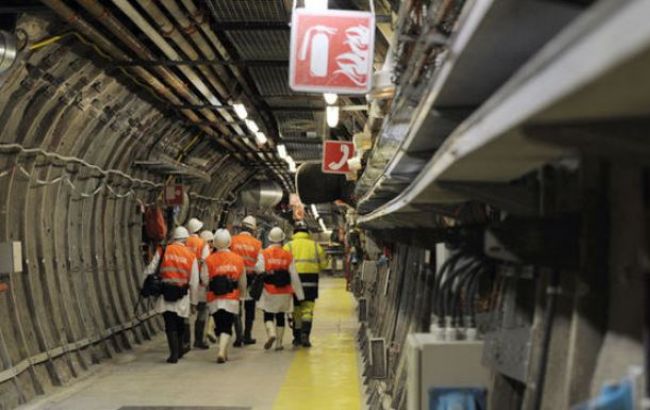 При обвалі на складі ядерних відходів у Франції загинула людина